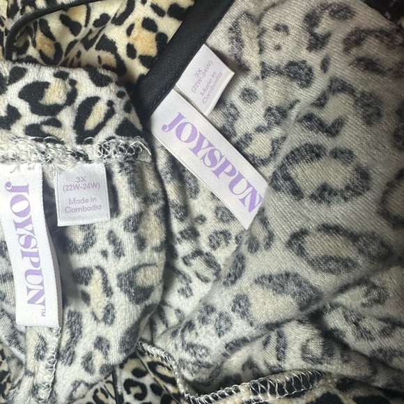 Joyspun Women's Velour Notch Collar Top/Pants Pajama Set NWOT - Picture 5 of 5